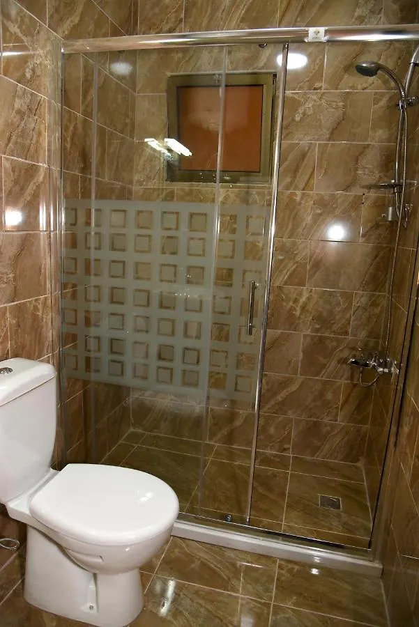 Karam Inn Akabe Otel
